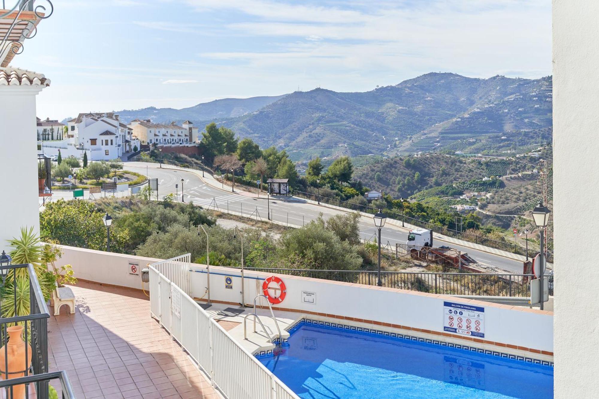 Apartment In Balcon De Frigiliana Exterior photo